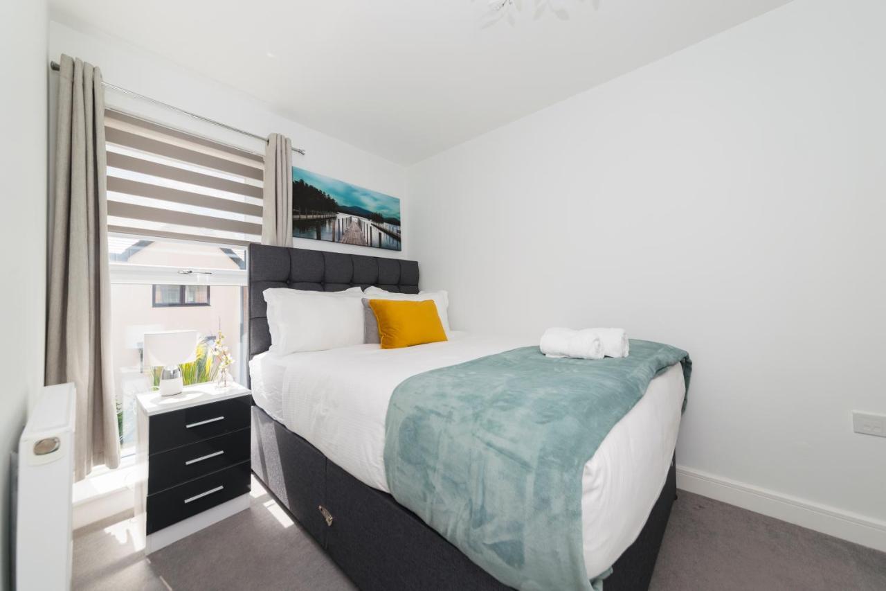 Greenfield Modern 3Br Home - Southcote Lane , Reading Exterior photo