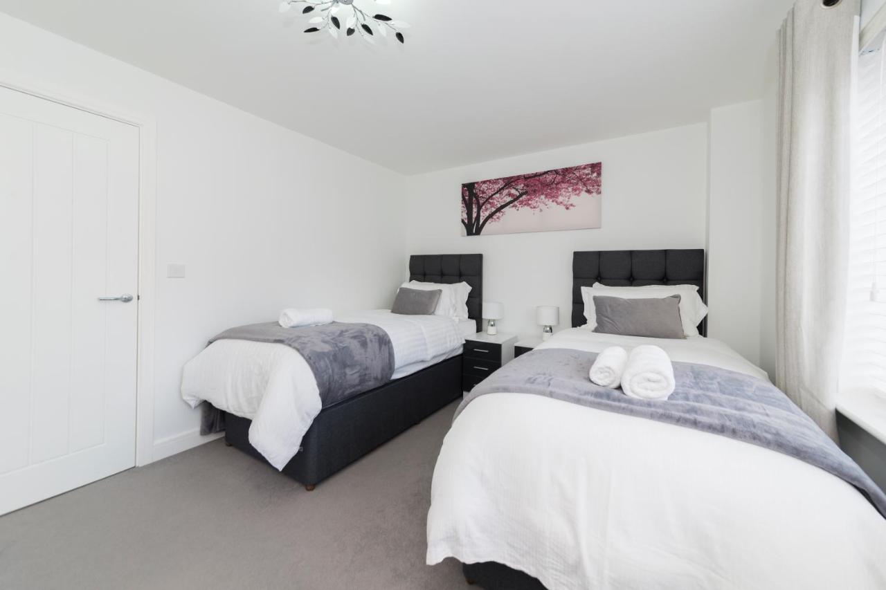 Greenfield Modern 3Br Home - Southcote Lane , Reading Exterior photo
